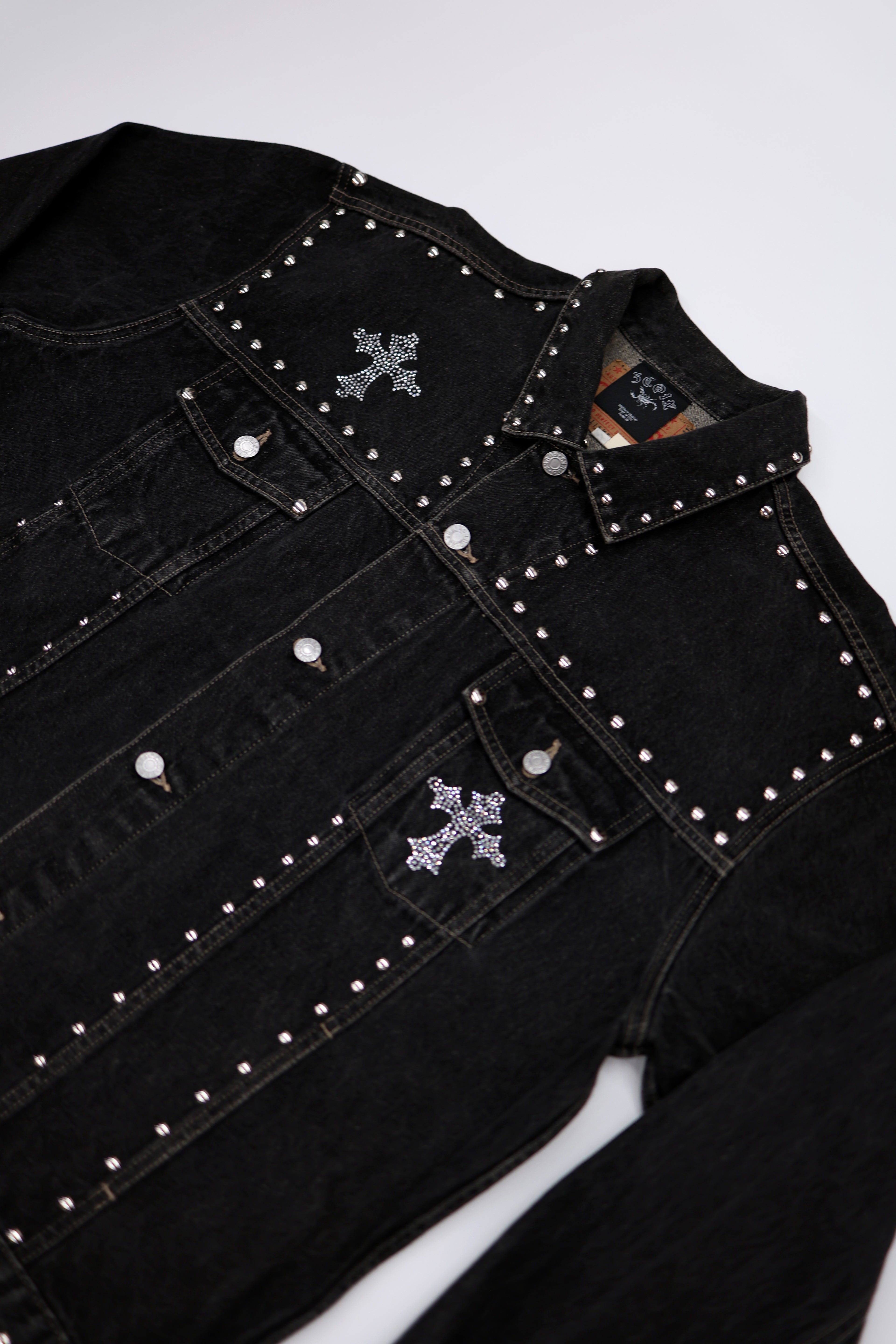 STUDDED DENIM JACKET