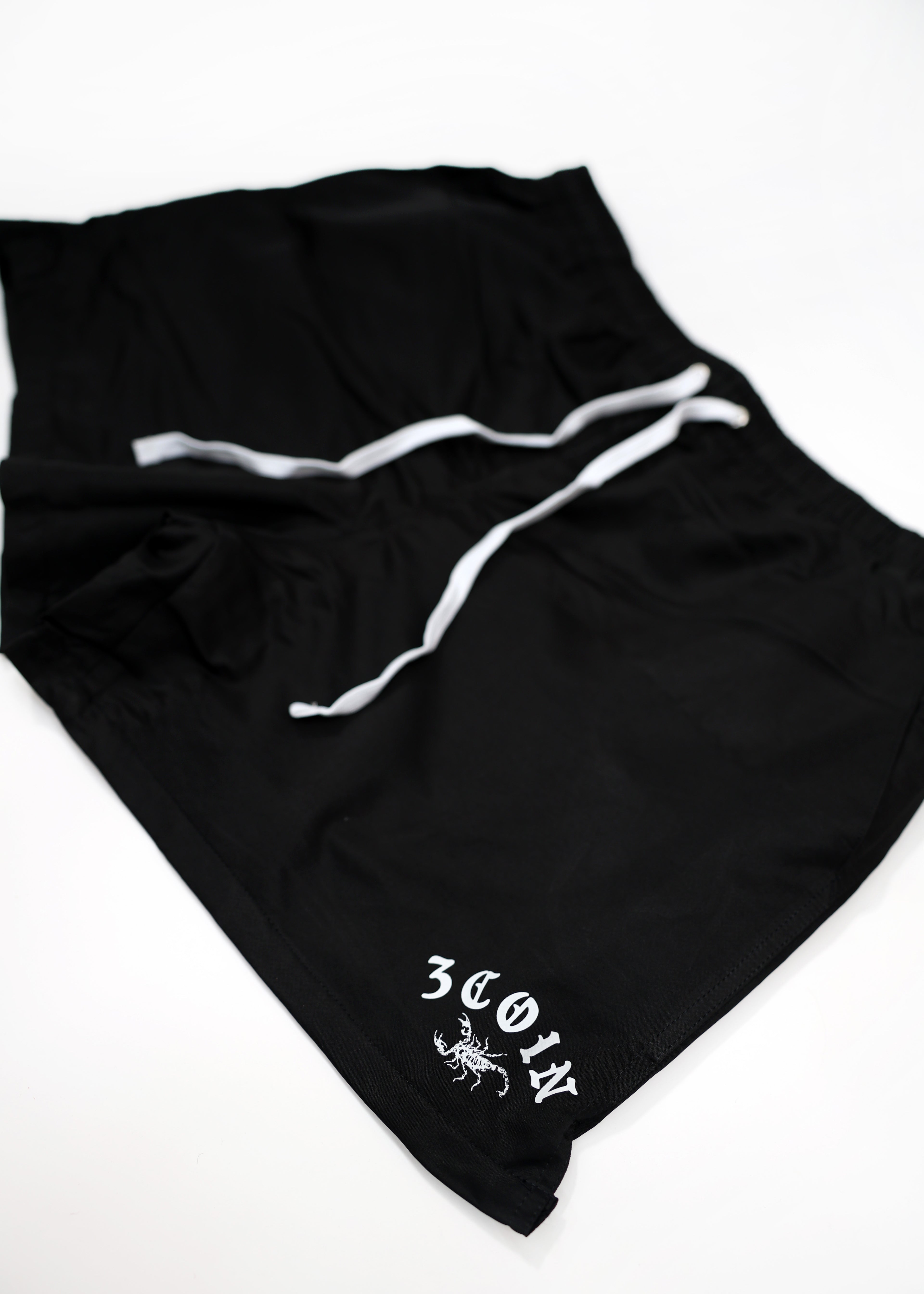SCORPION SHORTS