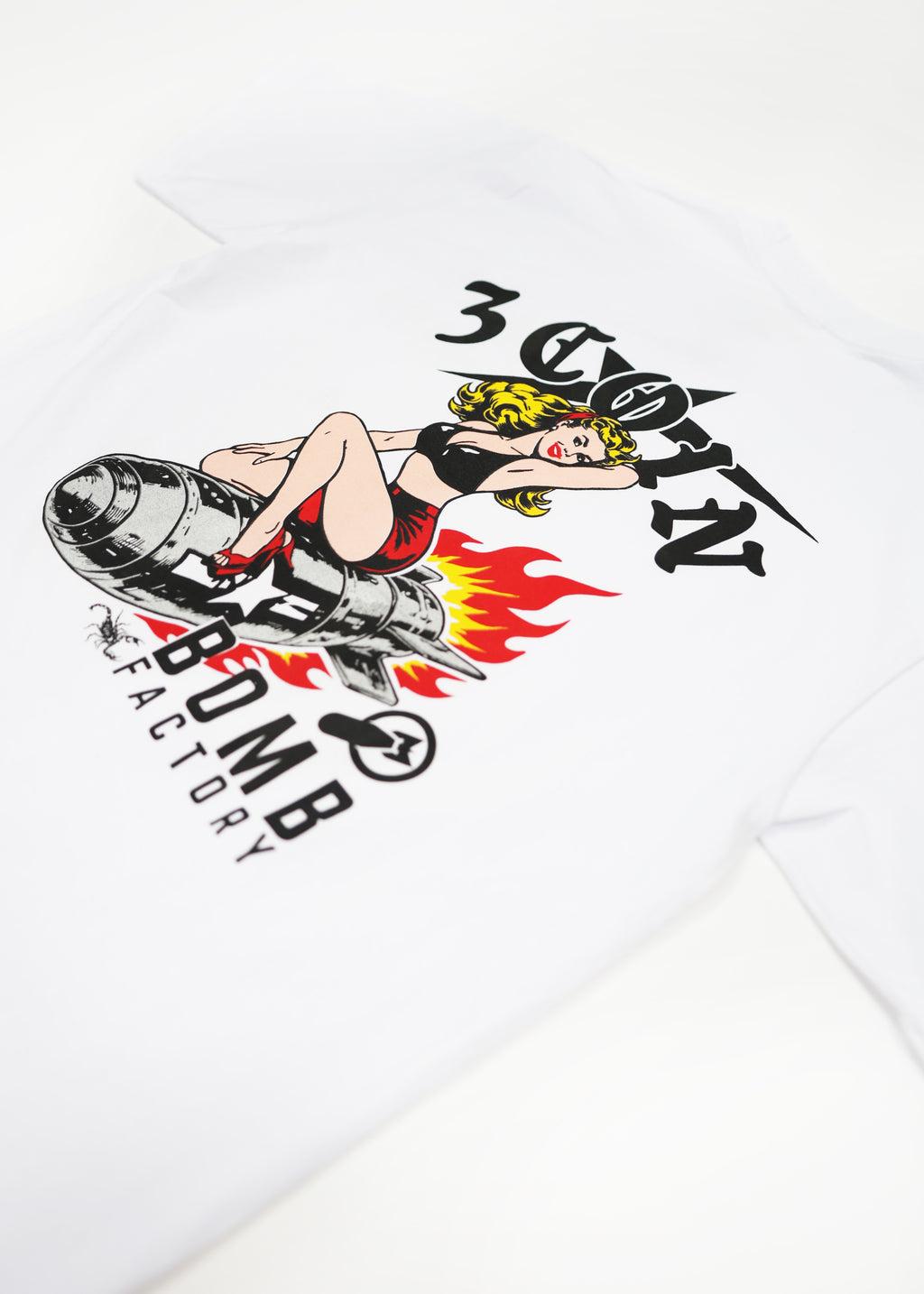 PIN-UP T-SHIRT